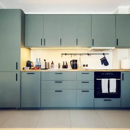 3-Room Apartment In Wroclaw, City Centre, Free Parking For 2 Cars Apartment *