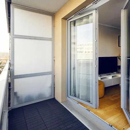 Spacious 3-room - Centre - Free Parking For 2 Cars - Balcony 公寓 弗罗茨瓦夫