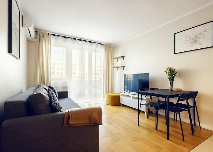 3-Room Apartment In Wroclaw, City Centre, Free Parking For 2 Cars Apartment Wroclaw