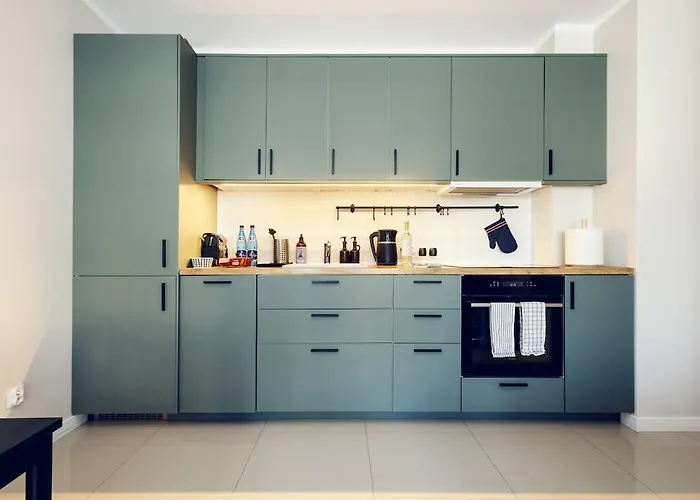 3-Room Apartment In Wroclaw, City Centre, Free Parking For 2 Cars Apartment *