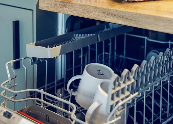 3-Room Apartment In Wroclaw, City Centre, Free Parking For 2 Cars * Wroclaw