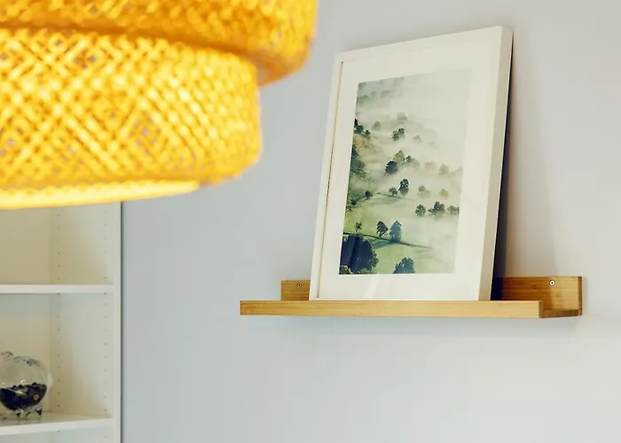 3-Room Apartment In Wroclaw, City Centre, Free Parking For 2 Cars Apartment